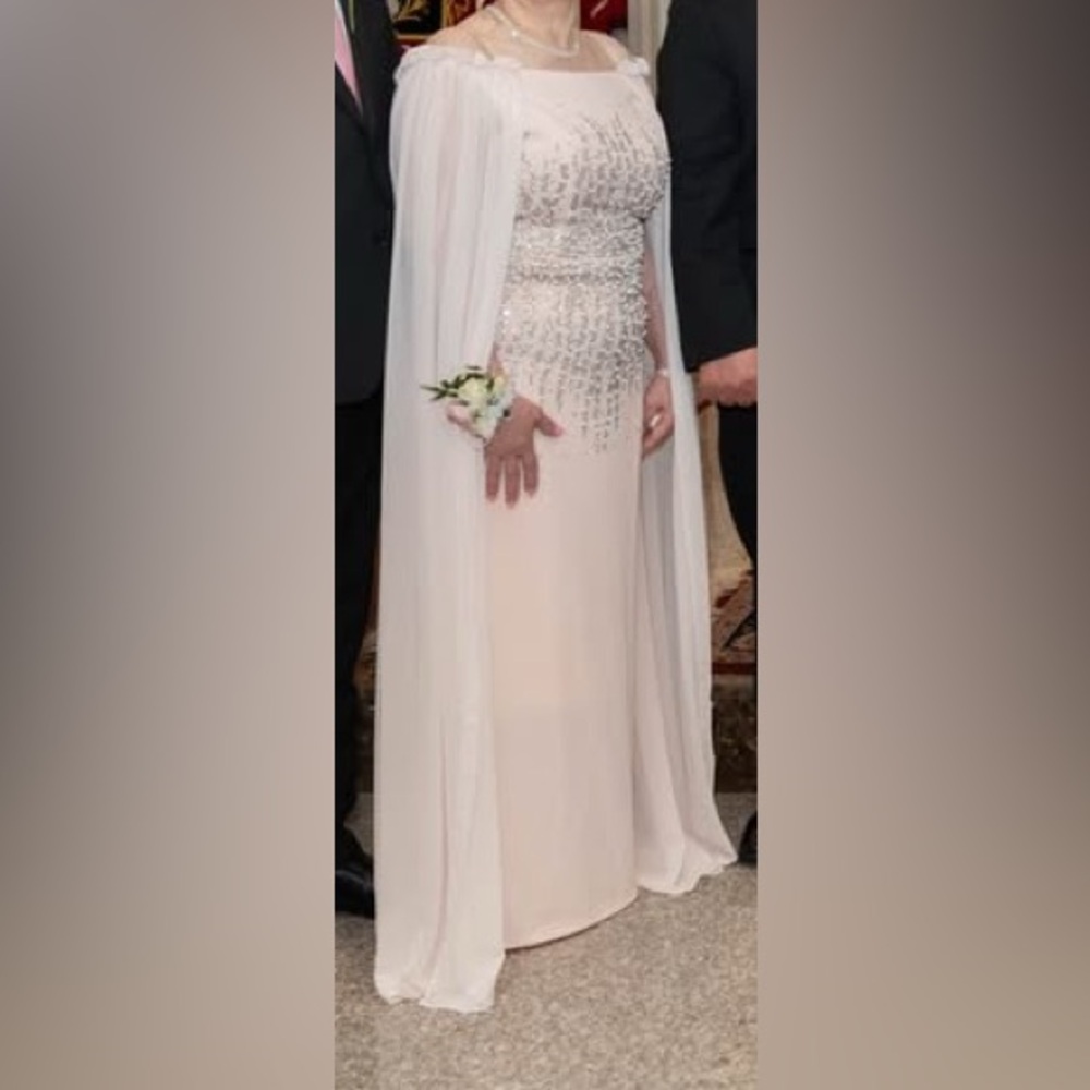 Elegant evening dress, bought from Turkey, worn once! - Picture 15 of 15